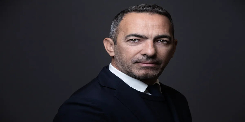 Sơ lược về cựu cầu thủ Youri Djorkaeff